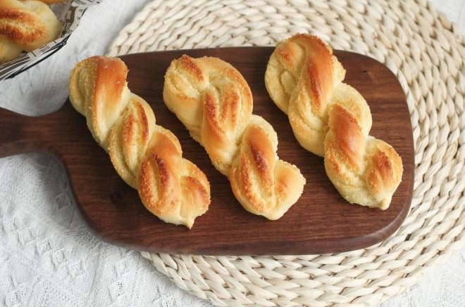 香酥椰蓉奶酥棒