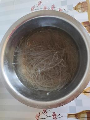 粉条提前用温水泡软！