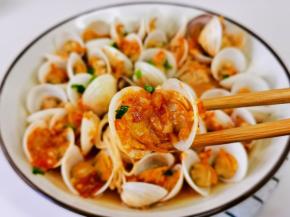 蛤蜊蒜香浓郁。