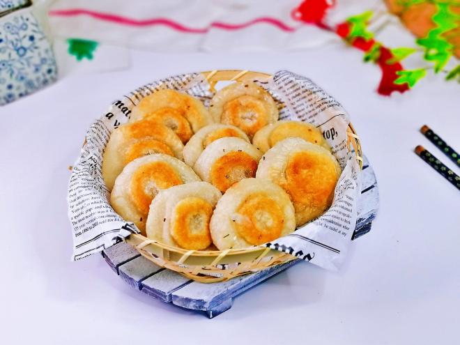 香煎荠菜鲜肉汤圆