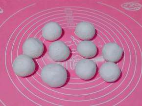 依次包好，大小根据个人喜欢来即可。