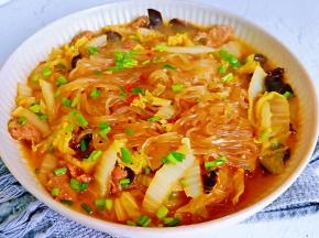 粉丝劲道爽滑！牛肉嫩滑可口，汤汁拌饭也好吃。