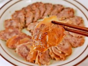 蘸上蒜蓉酱，无敌了。