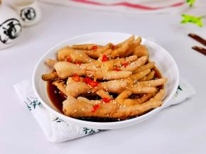 半小碗纯净水腌制过夜。