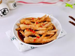 鸡爪这样做太好吃了。