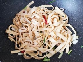 翻炒均匀。