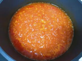 烧开以后转小火煮至香味飘出。