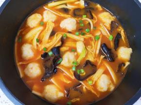 撒上葱花出锅。