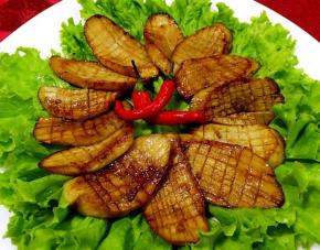 阵阵鲜美香浓的味道扑鼻而来