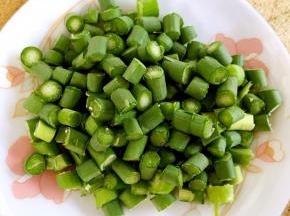 苔切成小粒粒