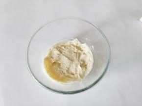 划“z”字形翻拌均匀。