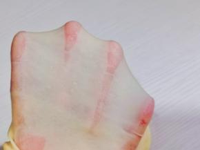 揉至不易破的手套膜即可。