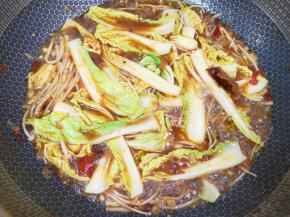 将两种蔬菜煮熟。