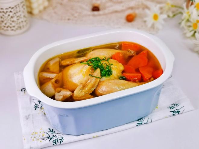 胡萝卜莲藕鸡汤