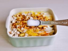 按个人口味加入盐，十三香。