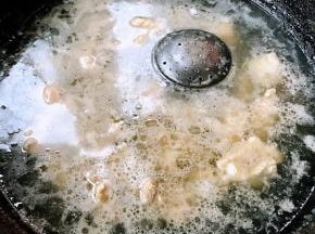 煮至羊肉完全熟透入味即可大约煮至一个半小时