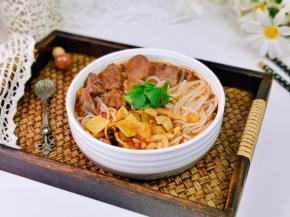 螺狮粉这样做好吃又营养。