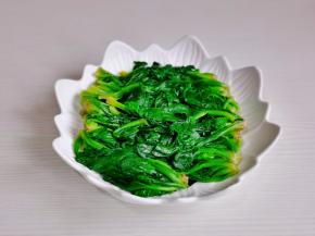 沥干水分，摆盘。