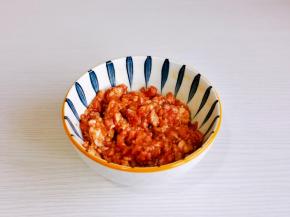 抓拌均匀腌制10分钟。