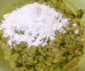 放入少许干淀粉