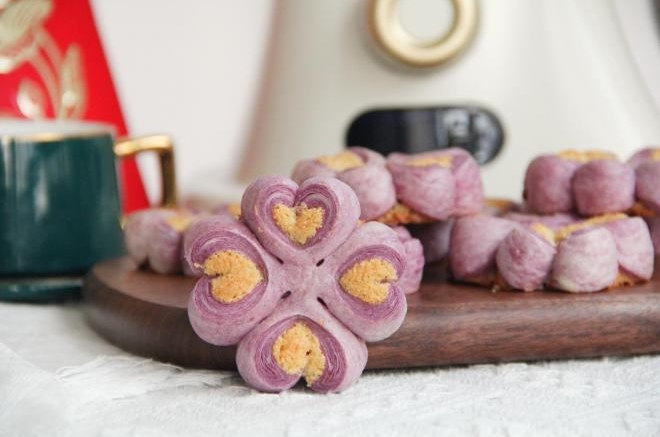 紫气东来，新年紫薯开运酥