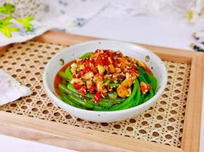 简单快手家常凉拌菜。