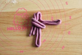 左端折到右边靠下，