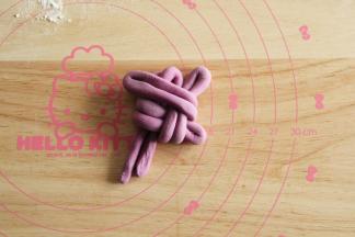 右端往左上方折，