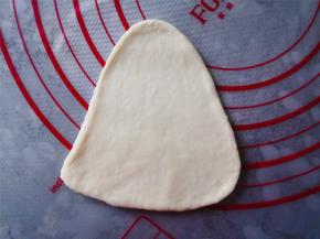 逐个擀成三角形