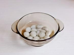 捞出后过冷水。