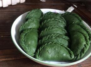 上锅大火蒸8分钟即可，也可以煎着吃