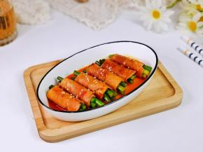 这样蒜苔培根卷就做好啦！