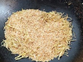 继续中小火慢炒！