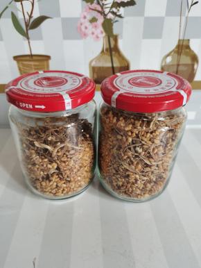 等到完全冷却后，再装入密封罐中，密封保存！这个老少皆宜，全家都可以喝！每次可多做一些，放在阴凉通风处，喝上几个月都没问题！