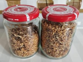 等到完全冷却后，再装入密封罐中，密封保存！这个老少皆宜，全家都可以喝！每次可多做一些，放在阴凉通风处，喝上几个月都没问题！