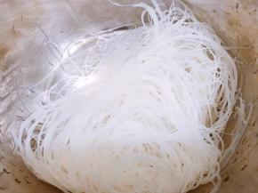 龙口粉丝用冷水泡软