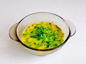 加入切碎的荠菜。