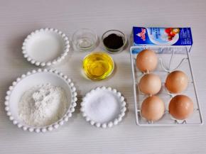 准备食材并称重。