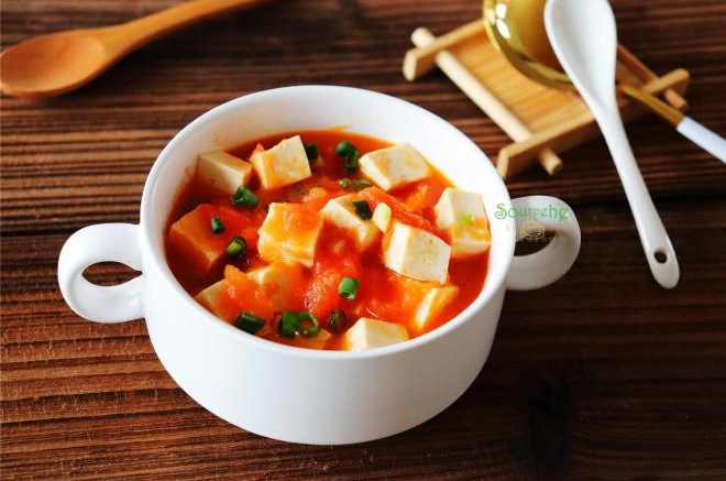 西红柿豆腐汤