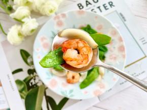 虾仁Q弹，百合鲜甜，荷兰豆脆嫩，好吃极啦！