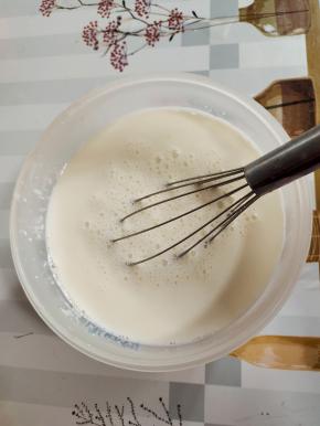 充分的搅打均匀！