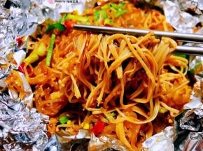 金针菇入口鲜嫩脆爽混搭粉丝的Q弹让人欲罢不能