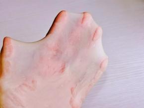 揉出不容易破的手套膜即可。