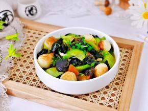 食材丰富。