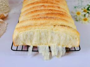 一口气吃两个。