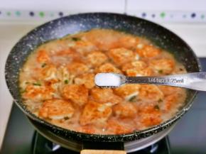 按个人口味加入盐。