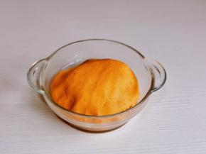 揉成面团即可。