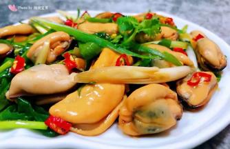 香葱入口的口感是独有的味道特别爽口