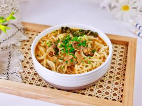 简单快手的午餐。