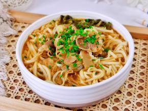 还可以加枚蛋，营养均衡。